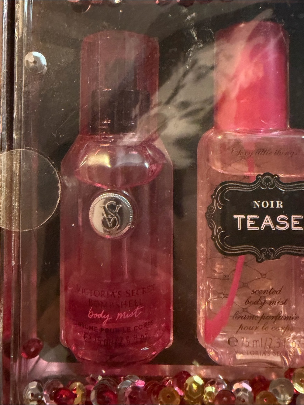 Victoria's Secret Pink Sequin Mini Fragrance & Mist Gift Set - Picture 2 of 5